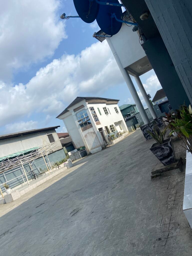 Mano Hotel and Suites