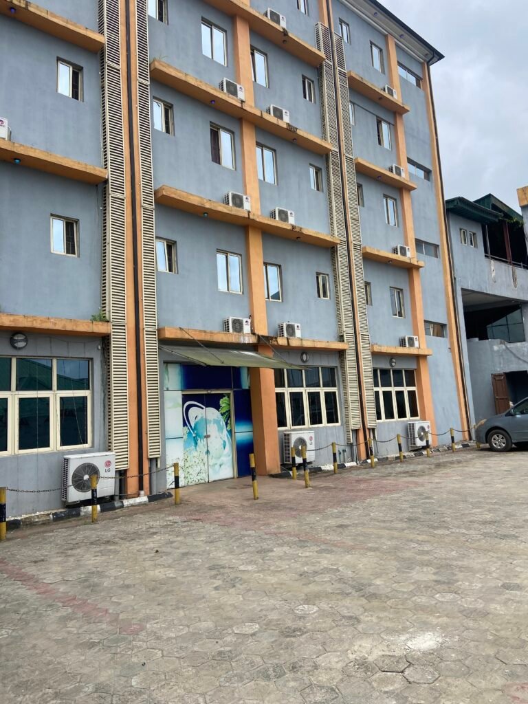 Cletano Hotels and Suites, Osubi, Warri