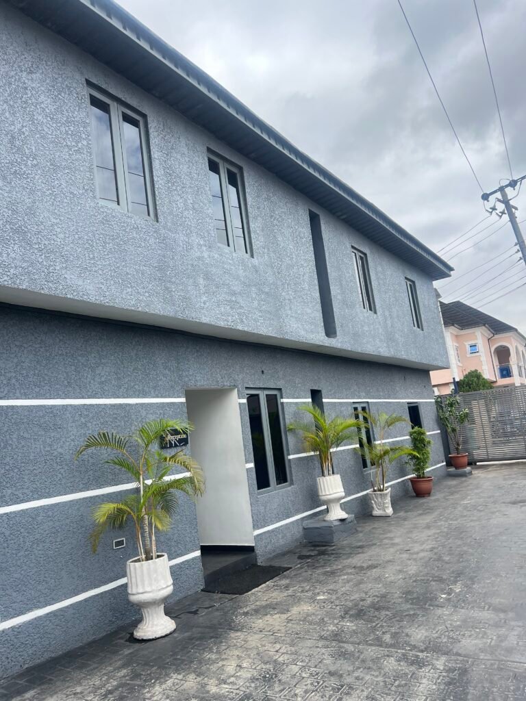 Luxe Villa Hotel and Suites, Ubuwangue, Warri