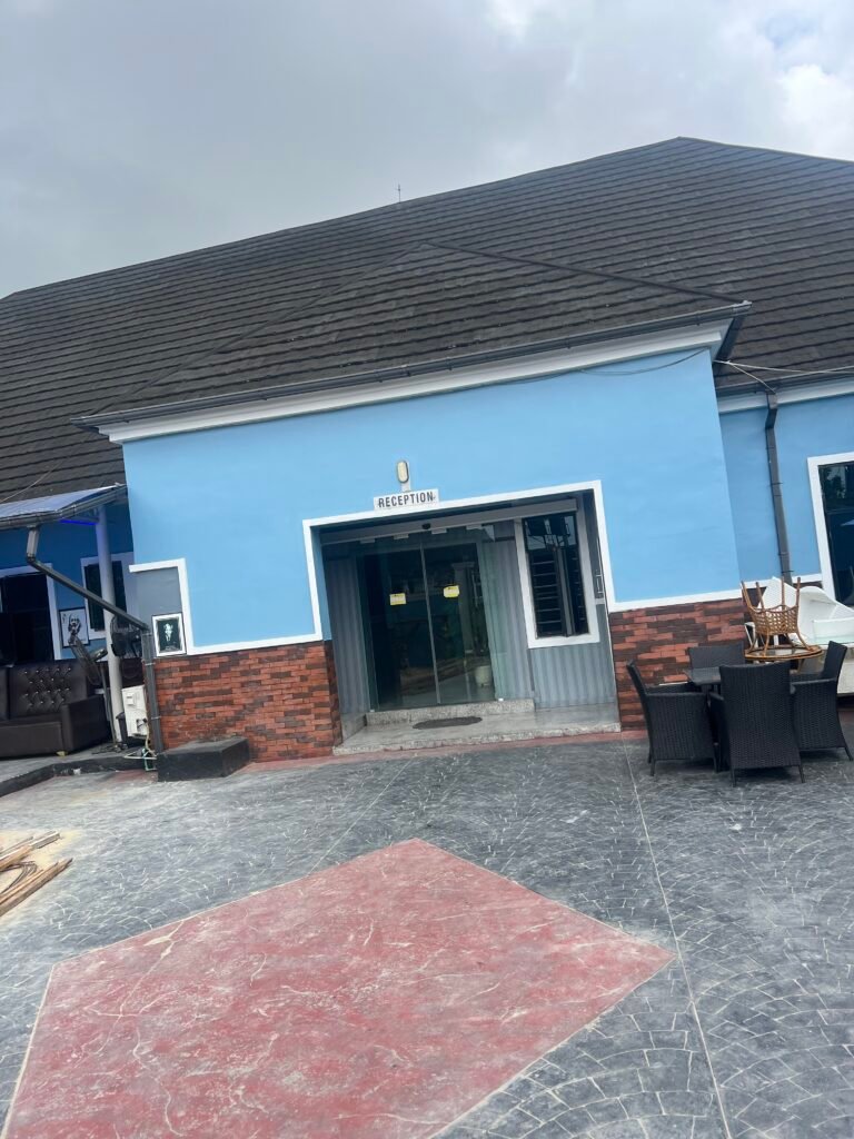 Ocean Suite, Ubuwangue, Warri