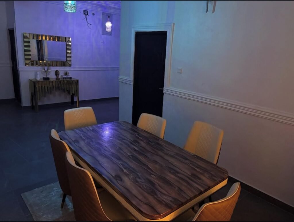 Yomaro Apartments