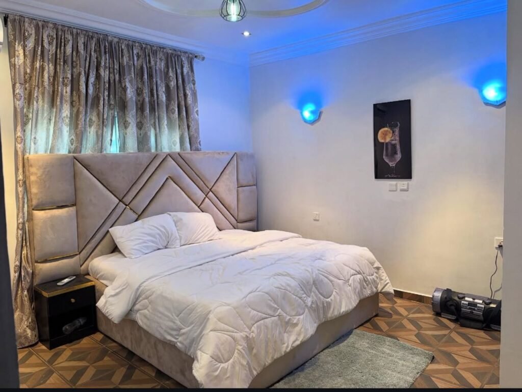Yomaro Apartments